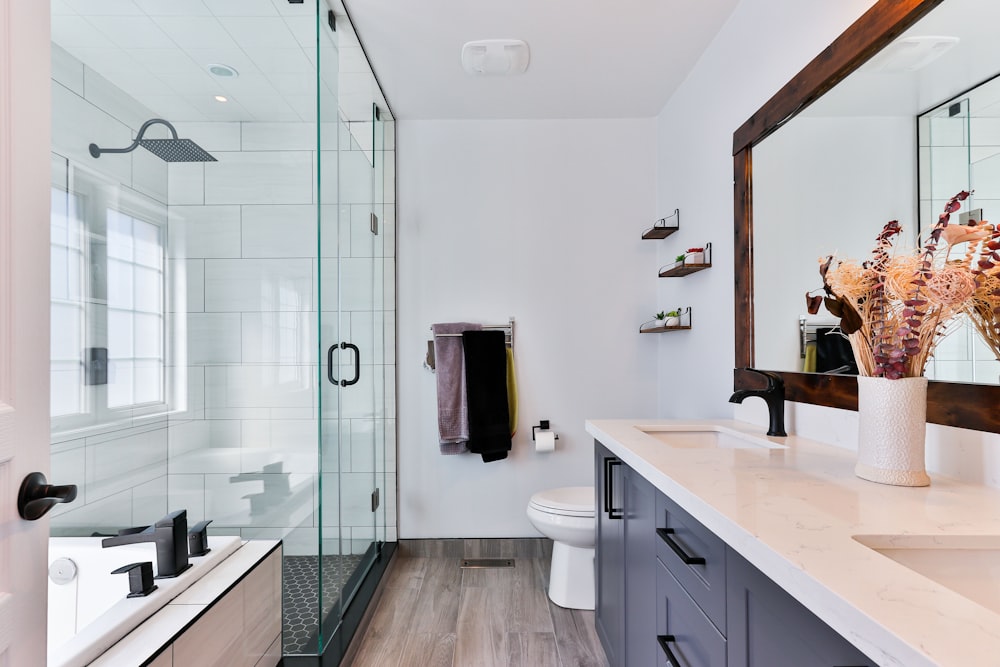 Close-up of freestanding acrylic soaker tub edge